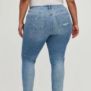 Torrid Vinatge Stretch Straight Leg Boyfriend Jeans